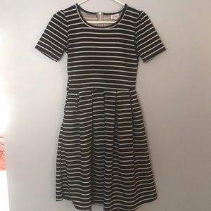 LuLaRoe Amelia dress size small